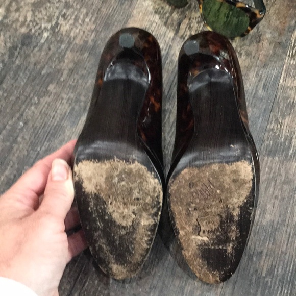 Stuart Weitzman Tortoise Shell Leopard Print Heels - Picture 6 of 15